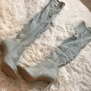 Heeled boots